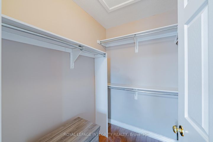 Photo 23 at 21 QUEENSBURY Drive, Nepean (Longfields), Ottawa