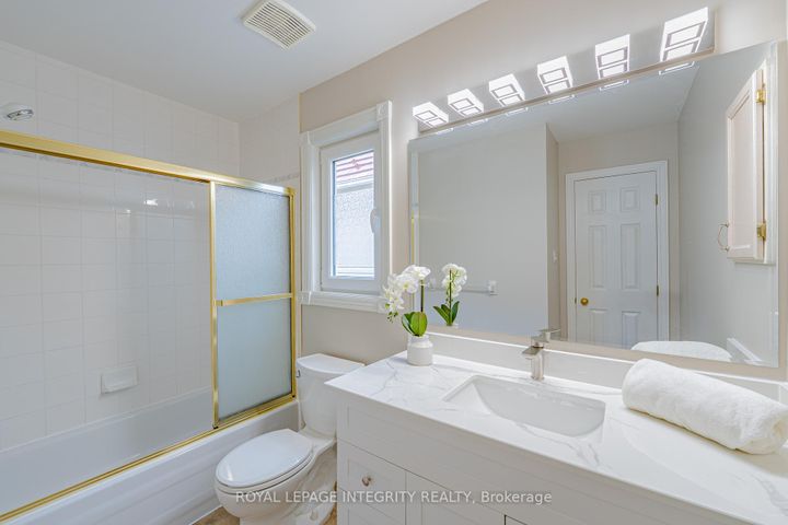 Photo 28 at 21 QUEENSBURY Drive, Nepean (Longfields), Ottawa