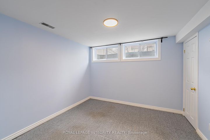 Photo 31 at 21 QUEENSBURY Drive, Nepean (Longfields), Ottawa