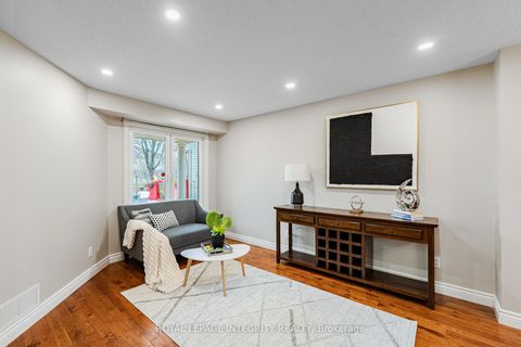 Photo 4 at 21 QUEENSBURY Drive, Nepean (Longfields), Ottawa