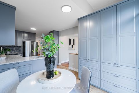 Photo 13 at 21 QUEENSBURY Drive, Nepean (Longfields), Ottawa