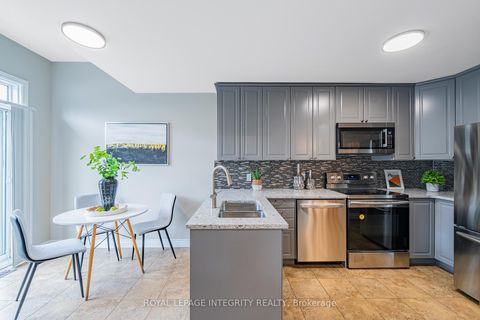 Photo 14 at 21 QUEENSBURY Drive, Nepean (Longfields), Ottawa