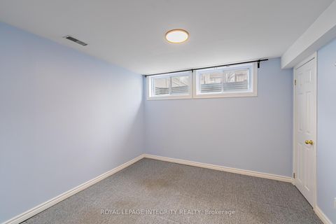 Photo 31 at 21 QUEENSBURY Drive, Nepean (Longfields), Ottawa