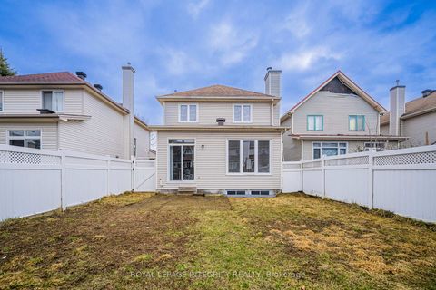 Photo 35 at 21 QUEENSBURY Drive, Nepean (Longfields), Ottawa