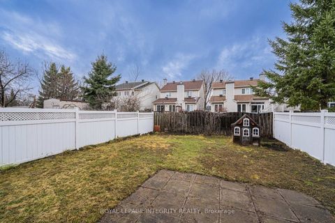Photo 37 at 21 QUEENSBURY Drive, Nepean (Longfields), Ottawa