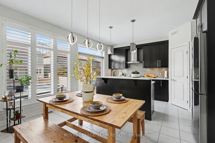 Photo 11 at 175 Brambling Way, Nepean (Half Moon Bay), Ottawa