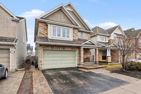 Photo 2 at 175 Brambling Way, Nepean (Half Moon Bay), Ottawa
