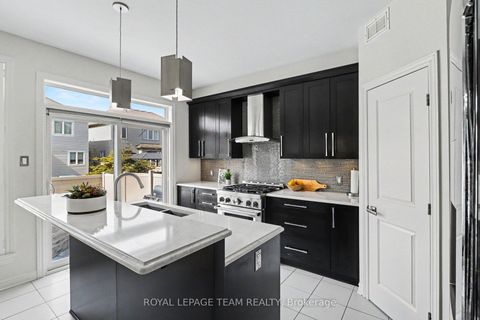 Photo 10 at 175 Brambling Way, Nepean (Half Moon Bay), Ottawa