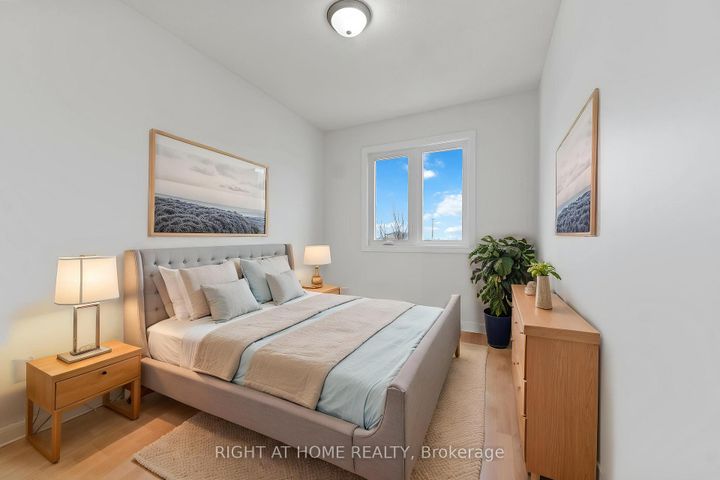 Photo 7 at 17 Locheland Crescent, Nepean (Barrhaven East), Ottawa