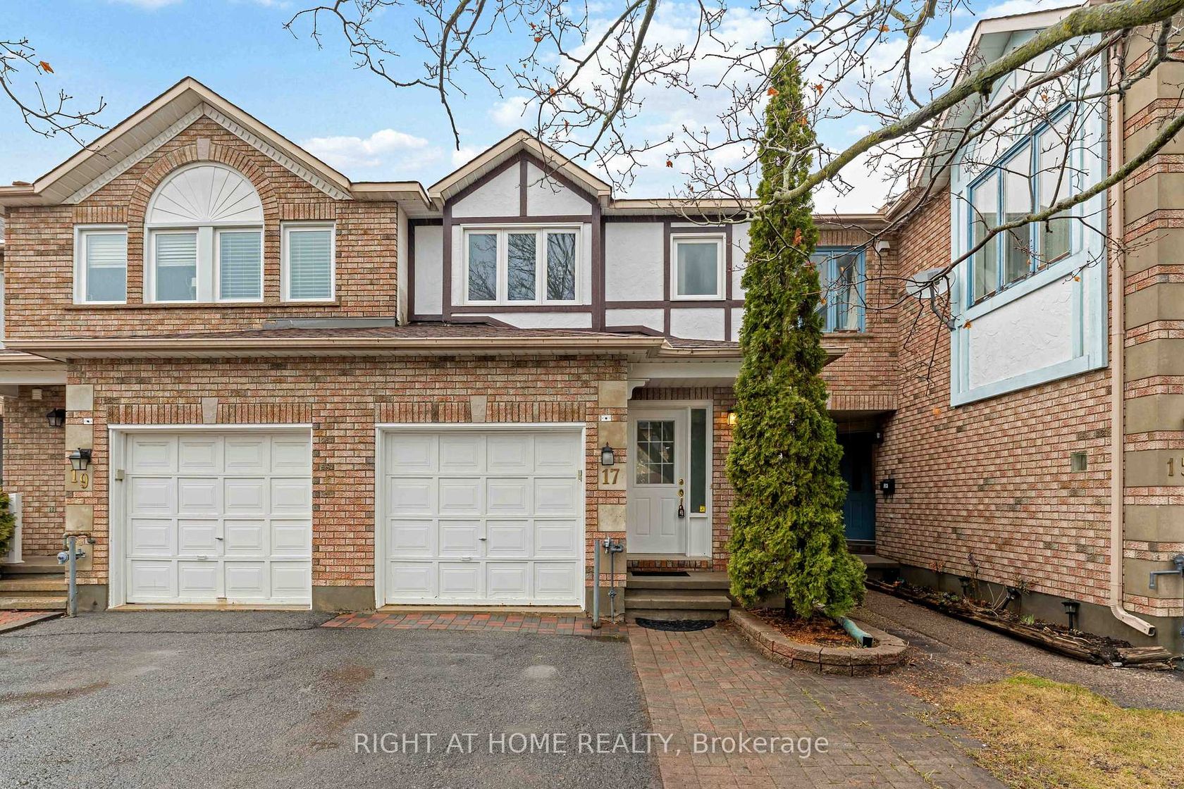 17 Locheland Crescent, Nepean (Barrhaven East), Ottawa 
