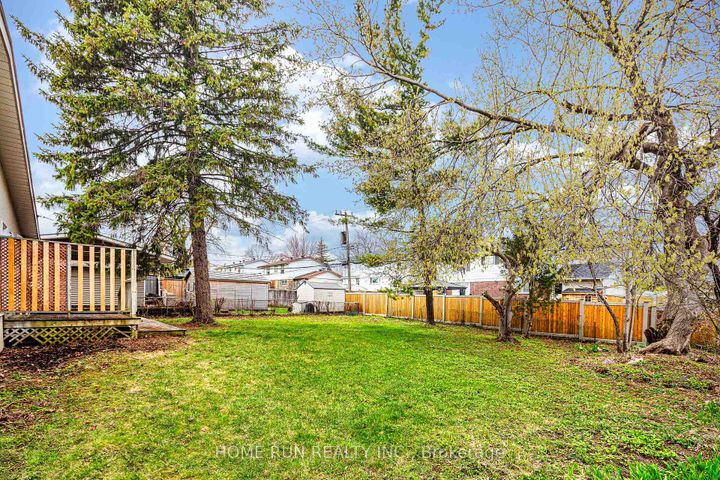 Photo 47 at 1259 Meadowlands Drive E, Nepean (City View/Skyline/Fisher Heights/Parkwood Hills), Ottawa