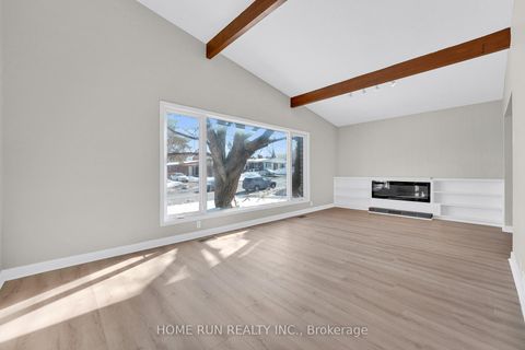 Photo 10 at 1259 Meadowlands Drive E, Nepean (City View/Skyline/Fisher Heights/Parkwood Hills), Ottawa