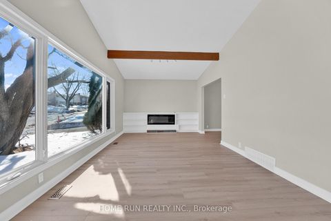 Photo 11 at 1259 Meadowlands Drive E, Nepean (City View/Skyline/Fisher Heights/Parkwood Hills), Ottawa