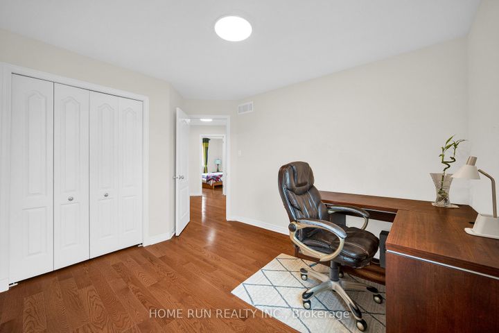 Photo 31 at 106 Portrush Avenue, Nepean (Longfields), Ottawa