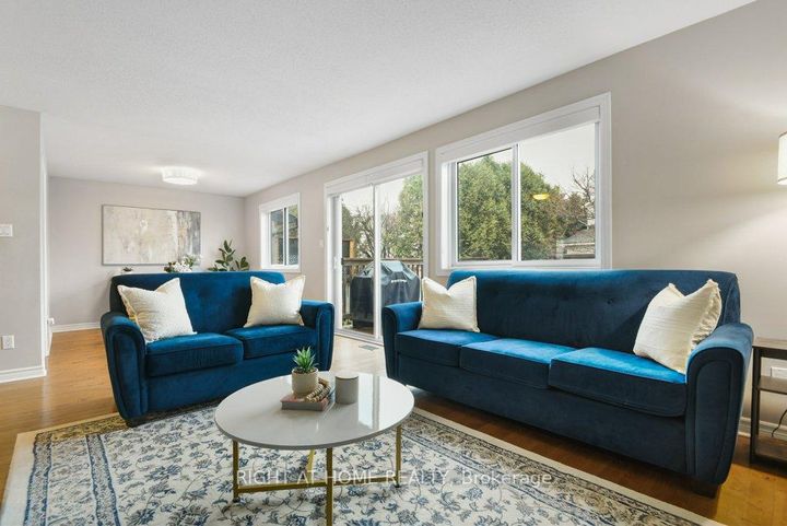 Photo 6 at 57 Chester Crescent, Nepean (On the Green), Ottawa