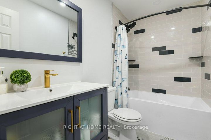 Photo 26 at 57 Chester Crescent, Nepean (On the Green), Ottawa