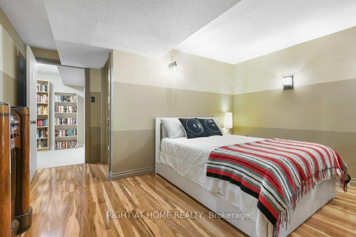 Photo 28 at 57 Chester Crescent, Nepean (On the Green), Ottawa