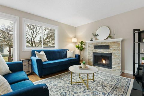 Photo 5 at 57 Chester Crescent, Nepean (On the Green), Ottawa