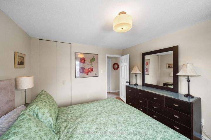 Photo 28 at 46 Seymour Avenue, Nepean (Borden Farm/Stewart Farm/Carleton Heights/Parkwood Hills), Ottawa