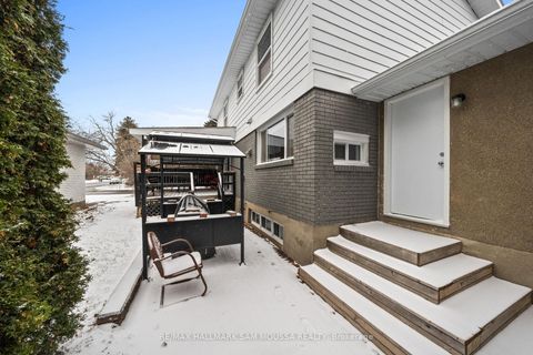 Photo 36 at 46 Seymour Avenue, Nepean (Borden Farm/Stewart Farm/Carleton Heights/Parkwood Hills), Ottawa