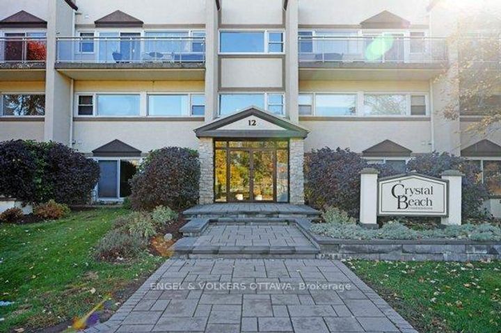Photo 5 at 216 - 12 Corkstown Road, Nepean (Lakeview Park), Ottawa