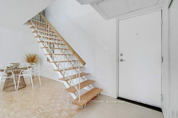 Photo 6 at 216 - 12 Corkstown Road, Nepean (Lakeview Park), Ottawa