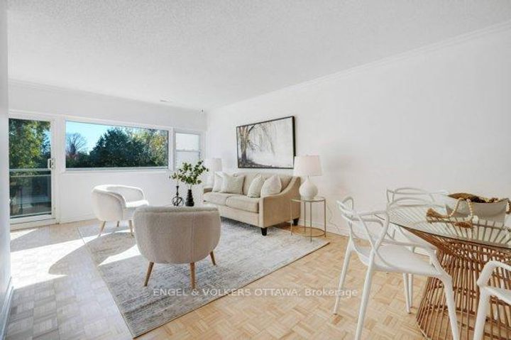 Photo 8 at 216 - 12 Corkstown Road, Nepean (Lakeview Park), Ottawa