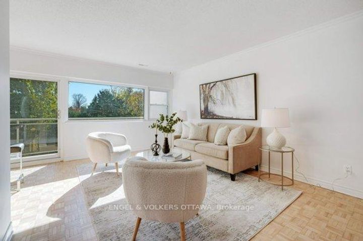 Photo 10 at 216 - 12 Corkstown Road, Nepean (Lakeview Park), Ottawa