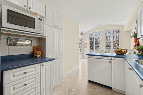 Photo 12 at 214 Windhurst Drive, Nepean (Barrhaven East), Ottawa