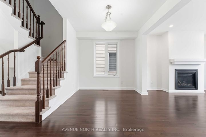 Photo 8 at 2082 Caltra Crescent, Nepean (Half Moon Bay), Ottawa