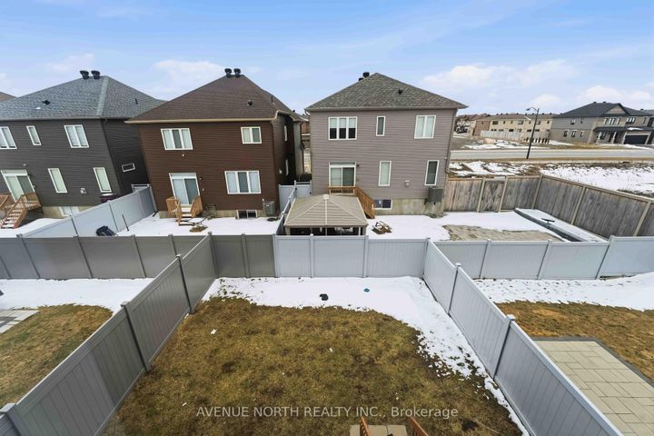 Photo 32 at 2082 Caltra Crescent, Nepean (Half Moon Bay), Ottawa