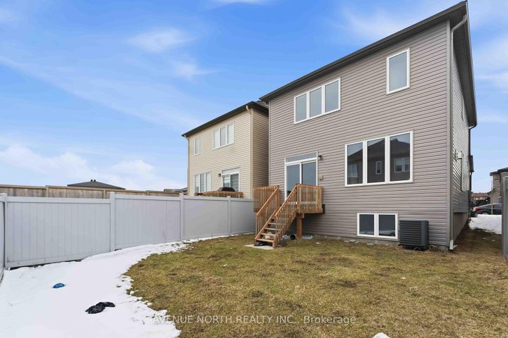 Photo 34 at 2082 Caltra Crescent, Nepean (Half Moon Bay), Ottawa