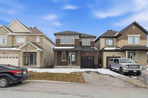 Photo 2 at 2082 Caltra Crescent, Nepean (Half Moon Bay), Ottawa