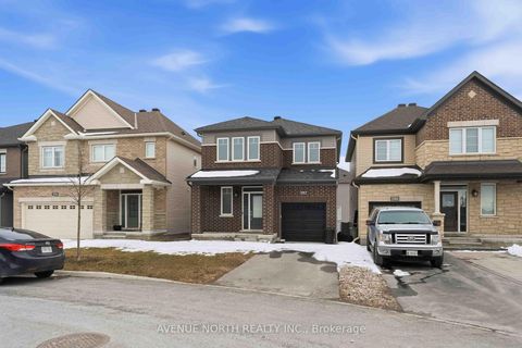 Photo 3 at 2082 Caltra Crescent, Nepean (Half Moon Bay), Ottawa