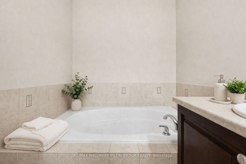 Photo 9 at 317 Ravenswood Way, Avalon East, Orleans
