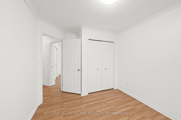 Photo 23 at 35 MONTANA Way, Nepean (Longfields), Ottawa