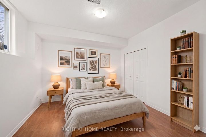 Photo 32 at 35 MONTANA Way, Nepean (Longfields), Ottawa