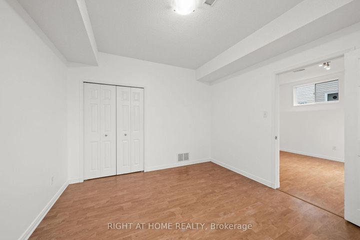 Photo 34 at 35 MONTANA Way, Nepean (Longfields), Ottawa