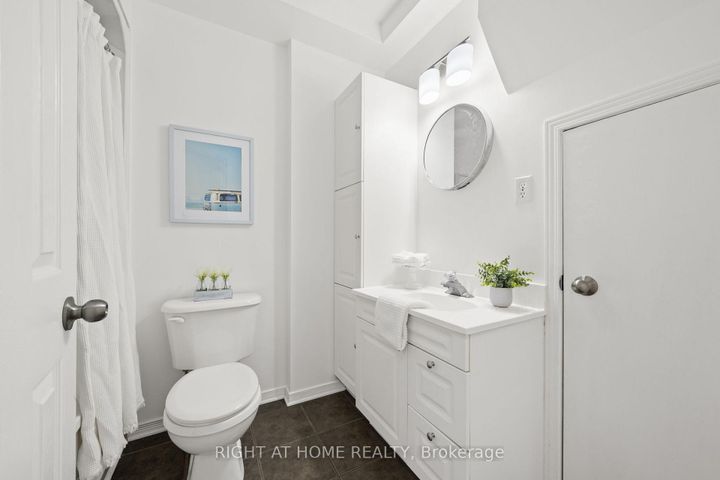 Photo 35 at 35 MONTANA Way, Nepean (Longfields), Ottawa