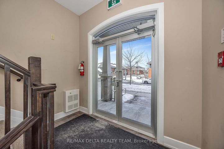 Photo 2 at 7 - 486 Via Verona Avenue, Nepean (Longfields), Ottawa