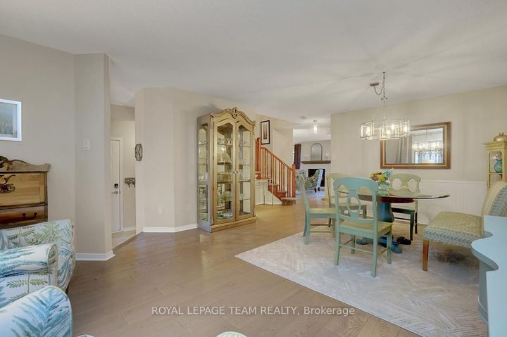 Photo 4 at 191 Cresthaven Drive, Nepean (Barrhaven East), Ottawa