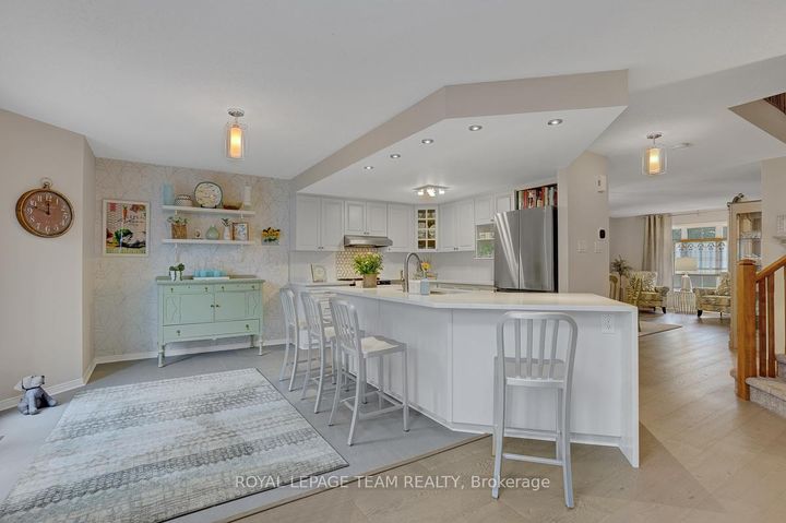 Photo 9 at 191 Cresthaven Drive, Nepean (Barrhaven East), Ottawa