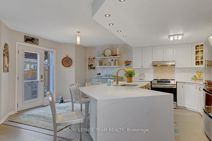 Photo 10 at 191 Cresthaven Drive, Nepean (Barrhaven East), Ottawa