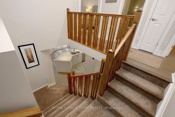 Photo 15 at 191 Cresthaven Drive, Nepean (Barrhaven East), Ottawa