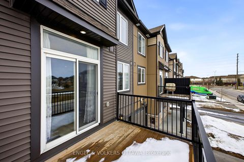 Photo 15 at 219 Liebe Terrace, Nepean (Heritage Park), Ottawa