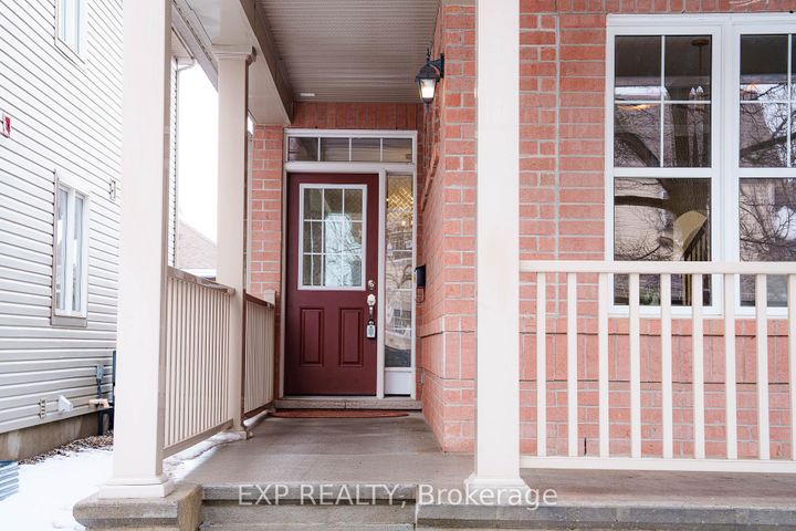 Photo 3 at 2522 Stone Cove Crescent, Nepean (Half Moon Bay), Ottawa