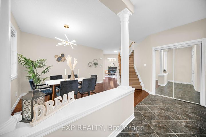Photo 5 at 2522 Stone Cove Crescent, Nepean (Half Moon Bay), Ottawa