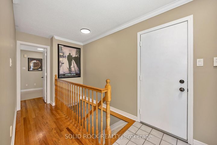 Photo 15 at 2 Newborough Crescent, Nepean (Barrhaven East), Ottawa
