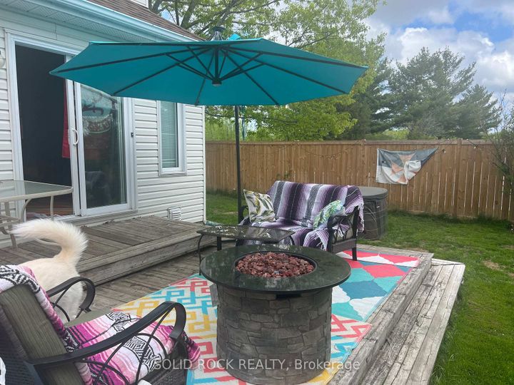 Photo 23 at 2 Newborough Crescent, Nepean (Barrhaven East), Ottawa