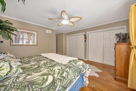 Photo 8 at 2 Newborough Crescent, Nepean (Barrhaven East), Ottawa